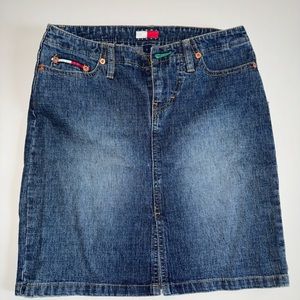Vintage Tommy Hilfiger Skirt, Women’s Size 3.